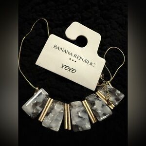 Banana Republic XOXO Necklace Black and White Marble Gold Tone Statement Piece